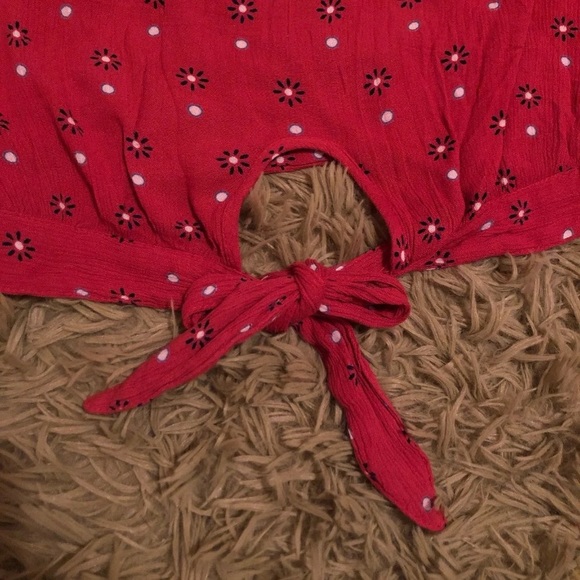 floral wrap top - Picture 4 of 5